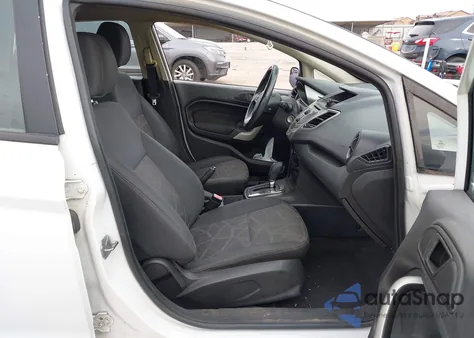 2013 Ford Fiesta Se z USA, uszkodzony, nr VIN 3FADP4EJXDM117003